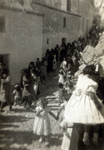 Gente en la Calle de San Blas, Líjar     